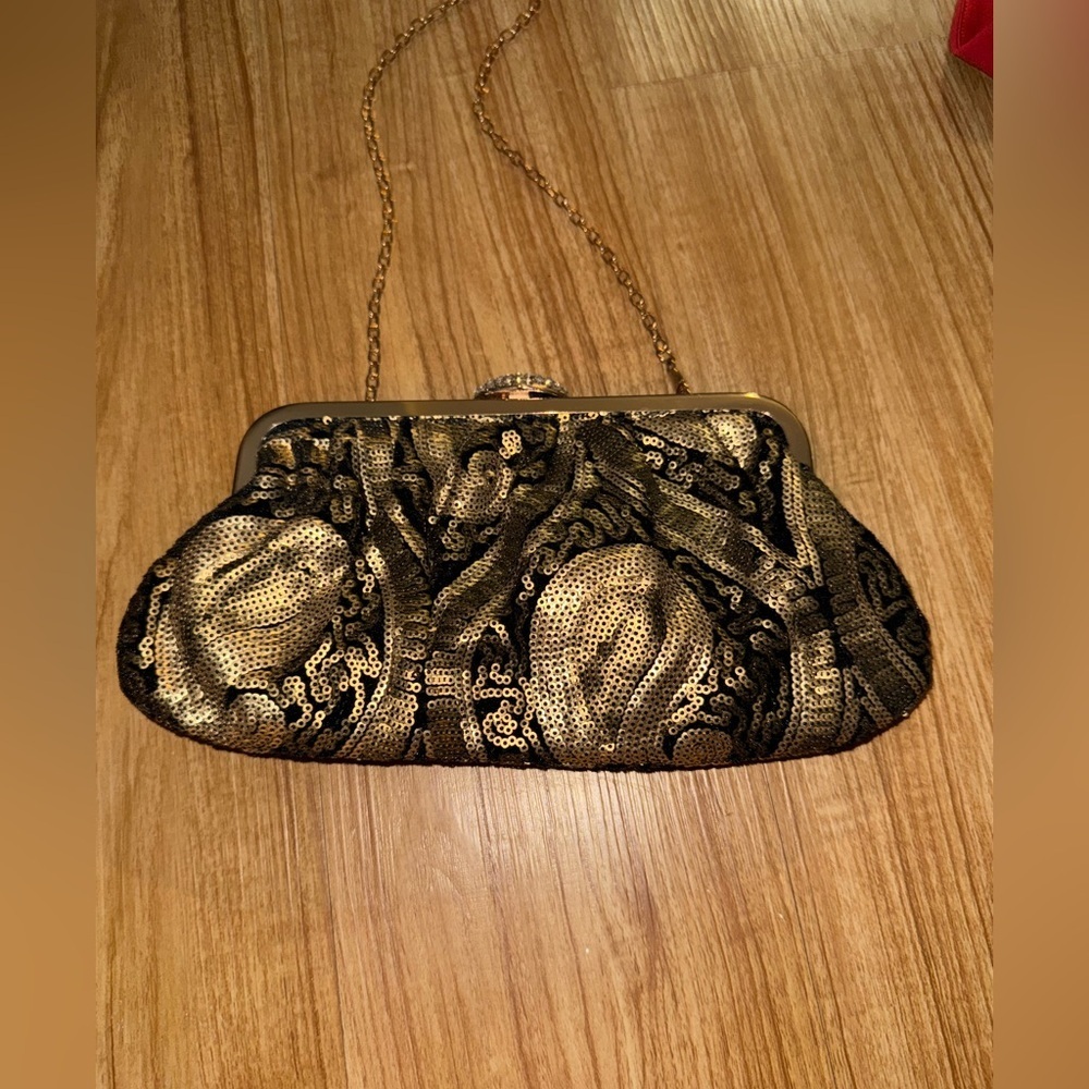 Lulu Townsend Gold & Black Sequin Evening Clutch with Chain - Picture 3 of 15